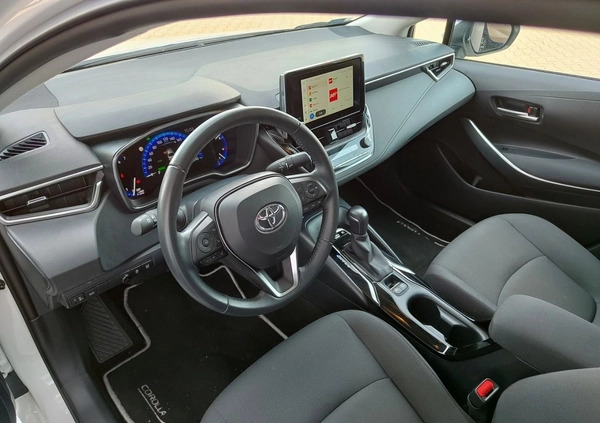 Toyota Corolla cena 115900 przebieg: 35979, rok produkcji 2022 z Sanok małe 277
